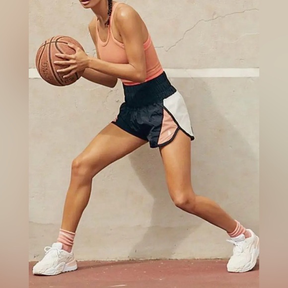New🌟Free people Movement-The Way Home Colorblock Shorts - Picture 1 of 16